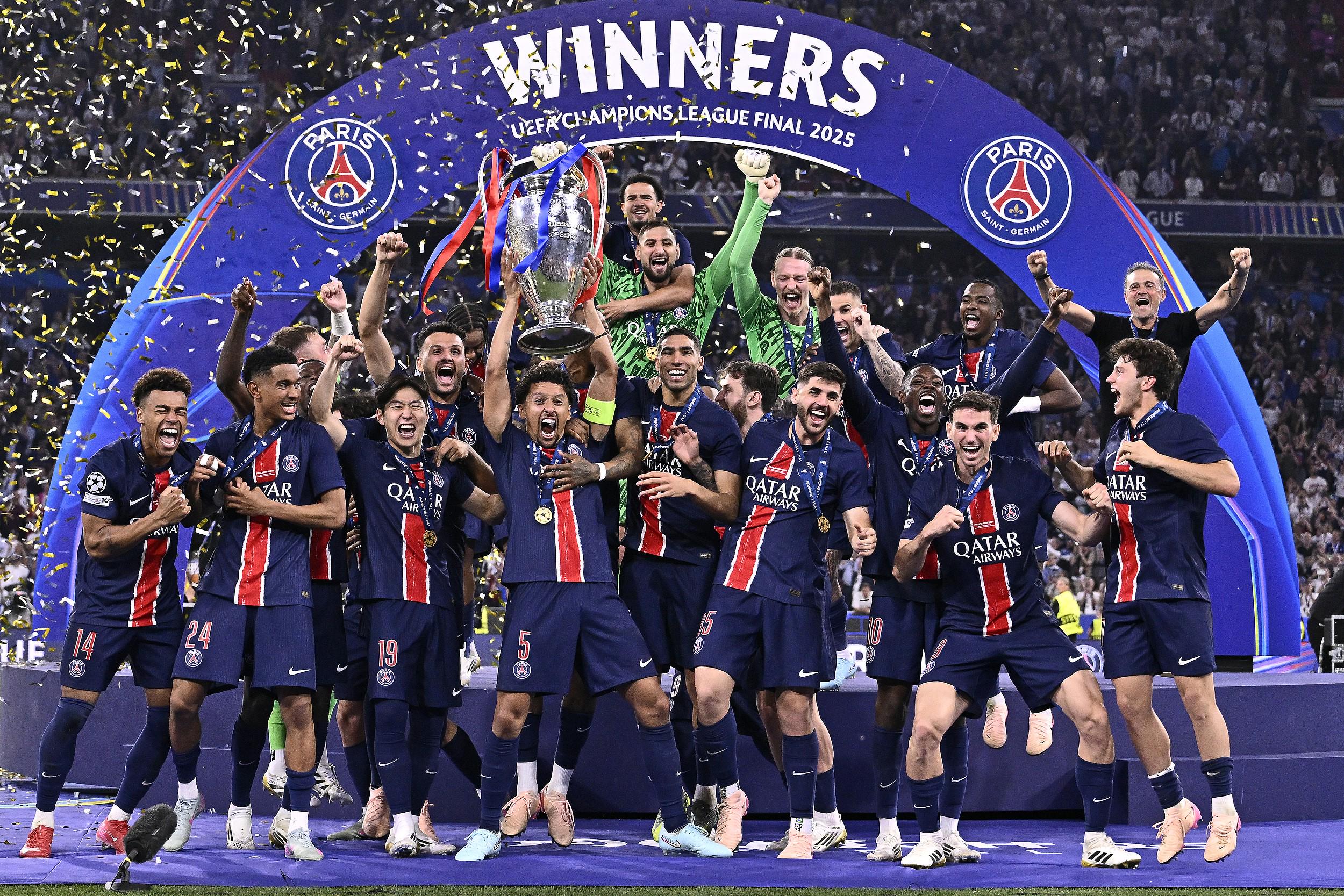 英雄联盟赔率-那不勒斯迎法甲关键赛；今晚防线松动；气氛紧张；年轻球员得到机会的简单介绍