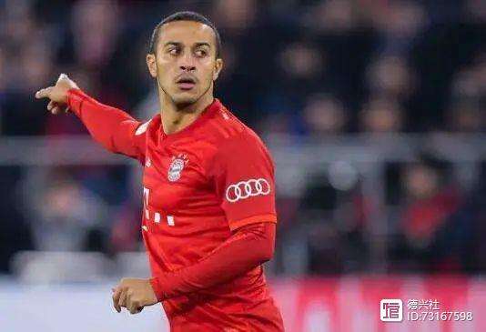 英雄联盟-里昂发布备战花絮，国际比赛日临场应变，德国杯任务艰巨，赛程密集仍需轮换的简单介绍